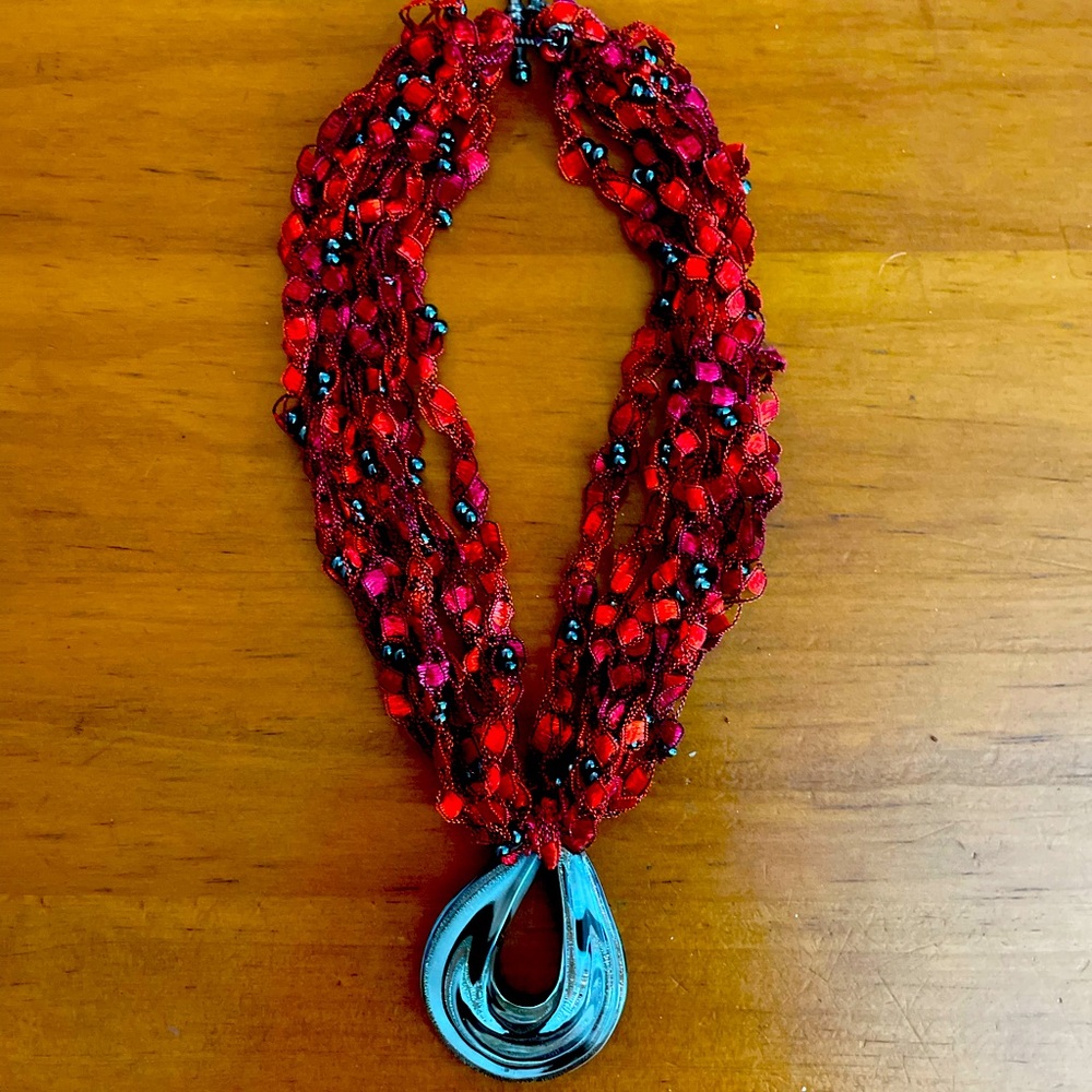 Red/Black pendant